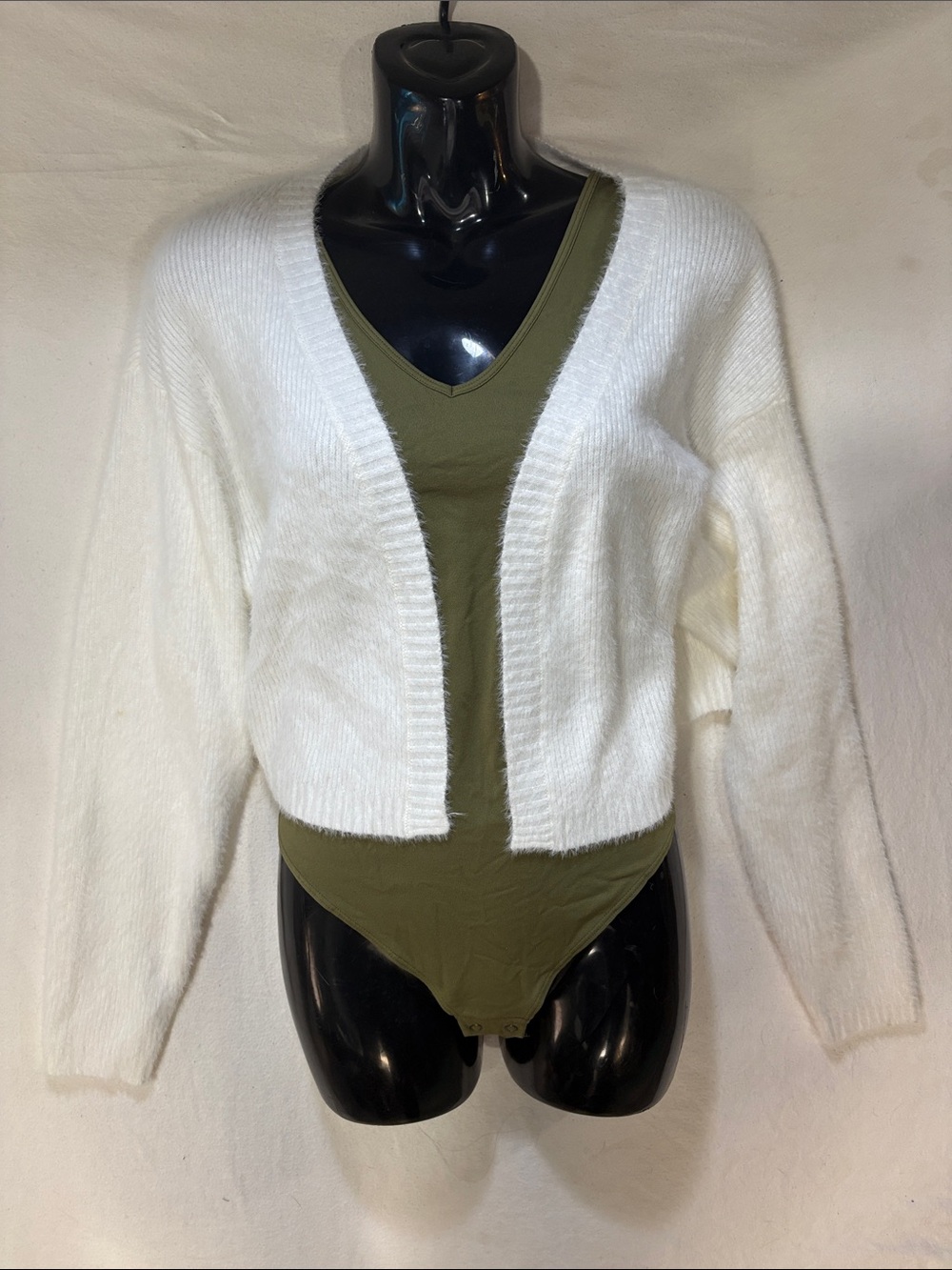 L.A. Hearts White Fuzzy Eyelash Knit Cropped Open Front Cardigan - Size XS